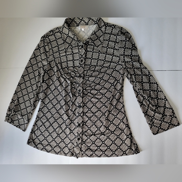 Laundry By Shelli Segal Black & White Geometric Design Button Down Shirt - Picture 1 of 7